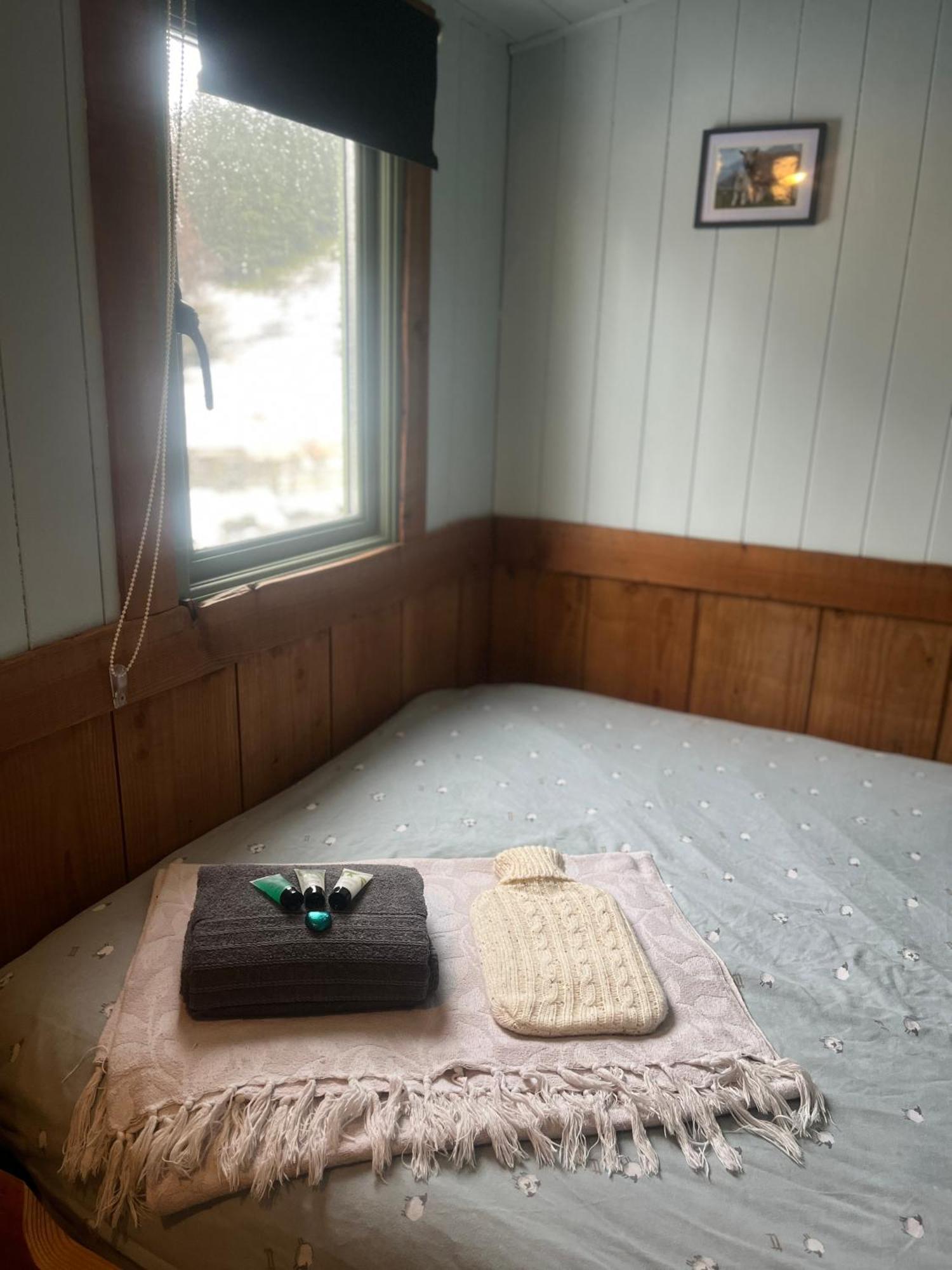 Berwyn Shepherds Hut Рексем