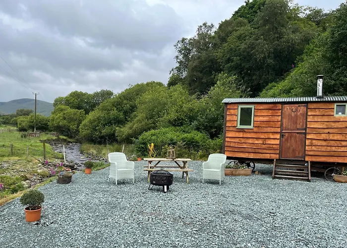 Berwyn Shepherds Hut