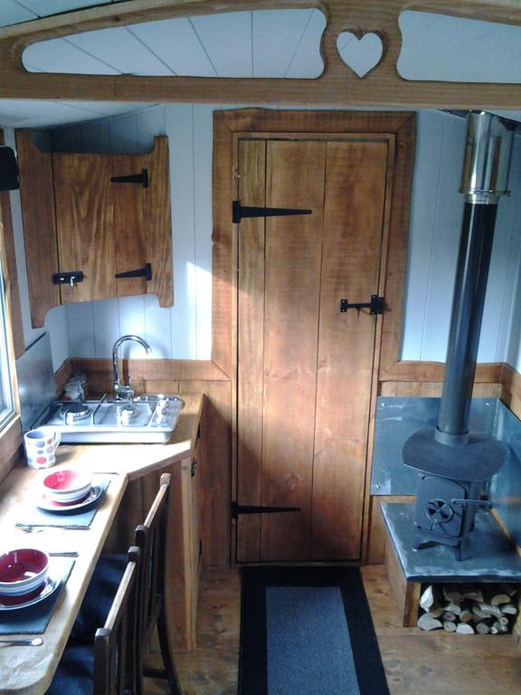 Berwyn Shepherds Hut *